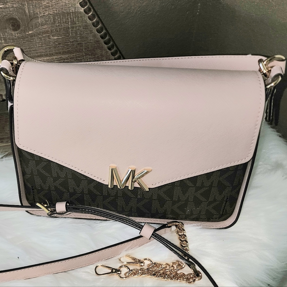 MICHAEL KORS SYLVIA MEDIUM FLAP SHOULDER/CROSSBODY